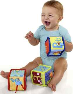 Kids II мягкие развивающие кубики Kids II мягкие развивающие кубики